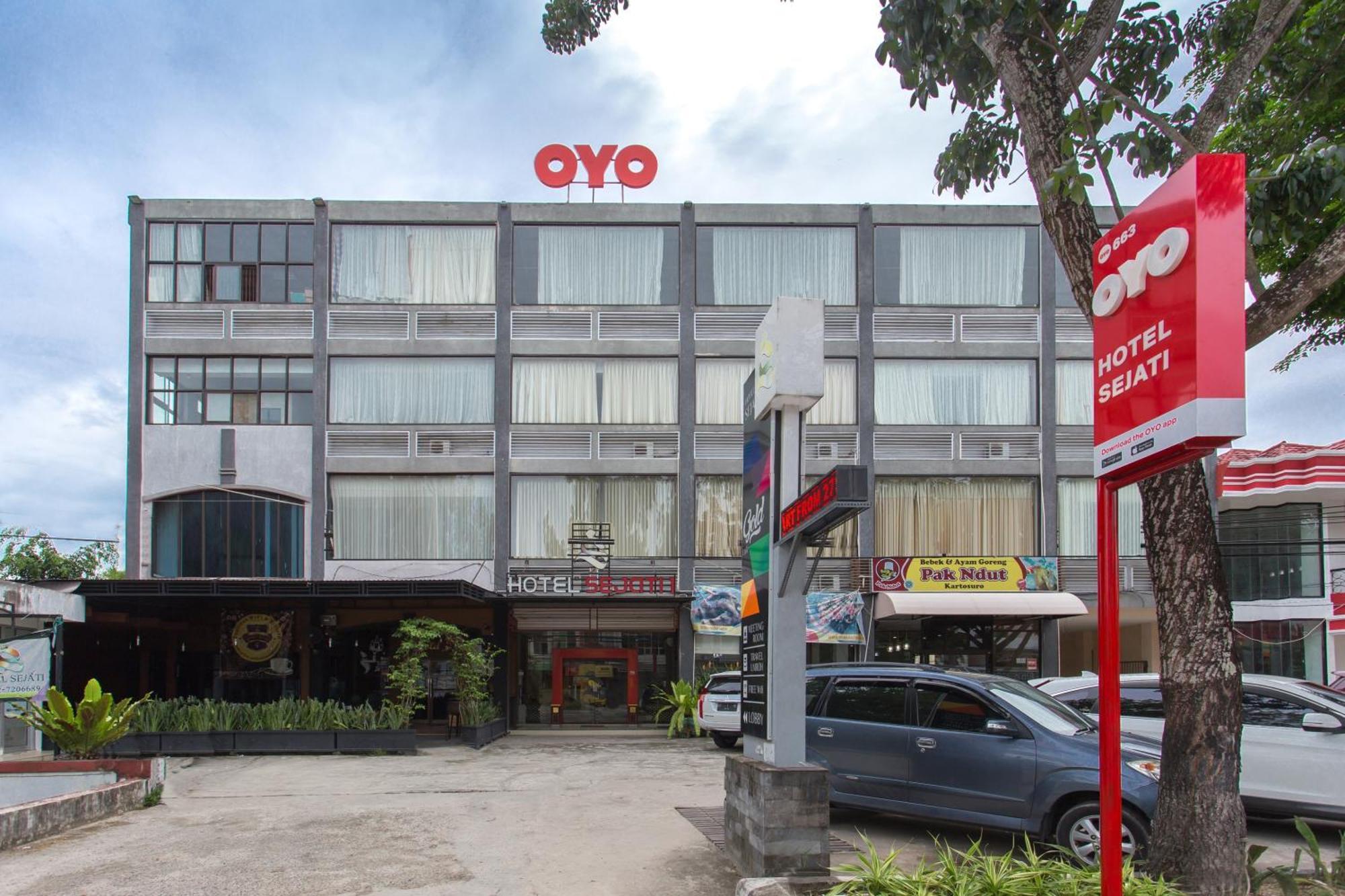 Oyo 663 Hotel Sejati Balikpapan  Exteriér fotografie